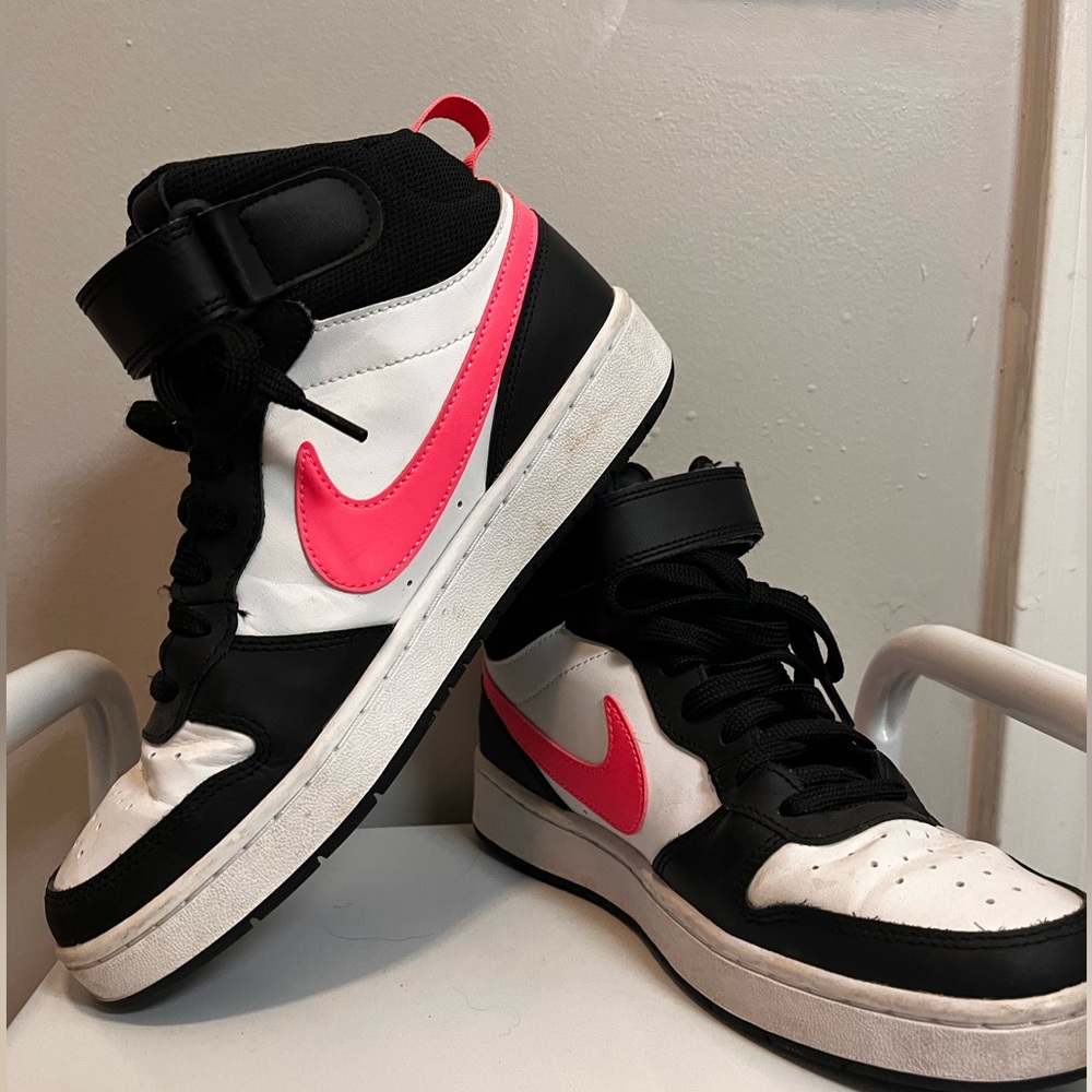 Kids Nike high tops